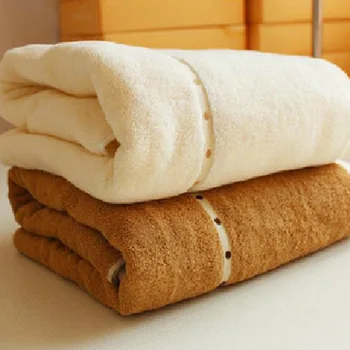 

Couple's Bath Towel Soft Absorbent Plain Dot Forging Skin-Friendly Bath Towel