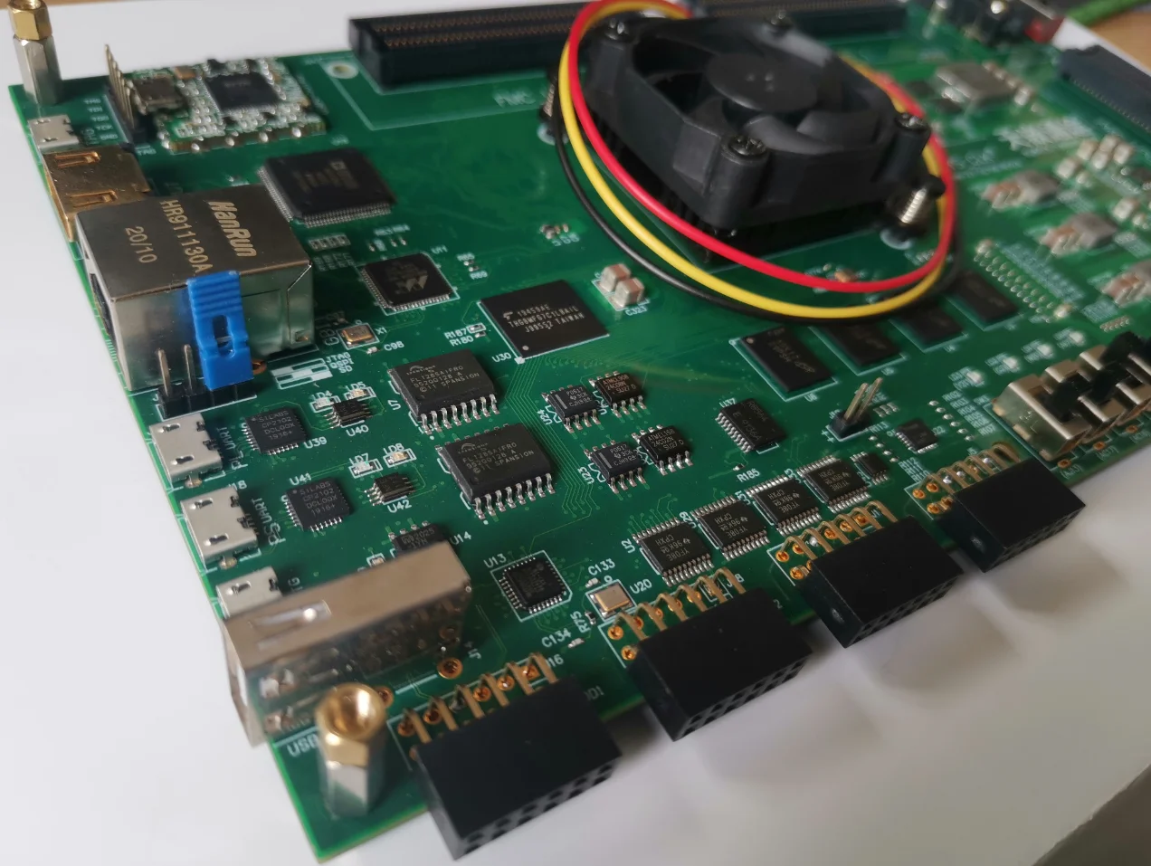 Рисунок 3 - Плата разработки ZYNQ