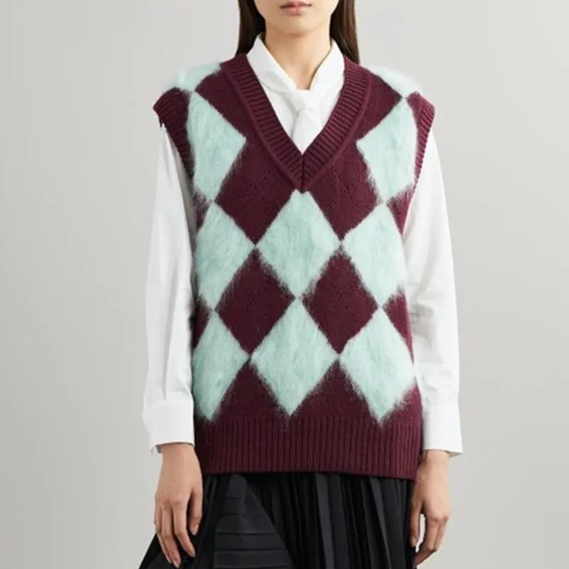 

England Style Argyle Plaid Vest Women 2020 Winter Casual V-Neck Wine Red Mohair Pullover Sweater Vest Tank Tops Kntiwear