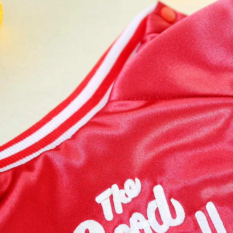 酒红字母棉夹克5