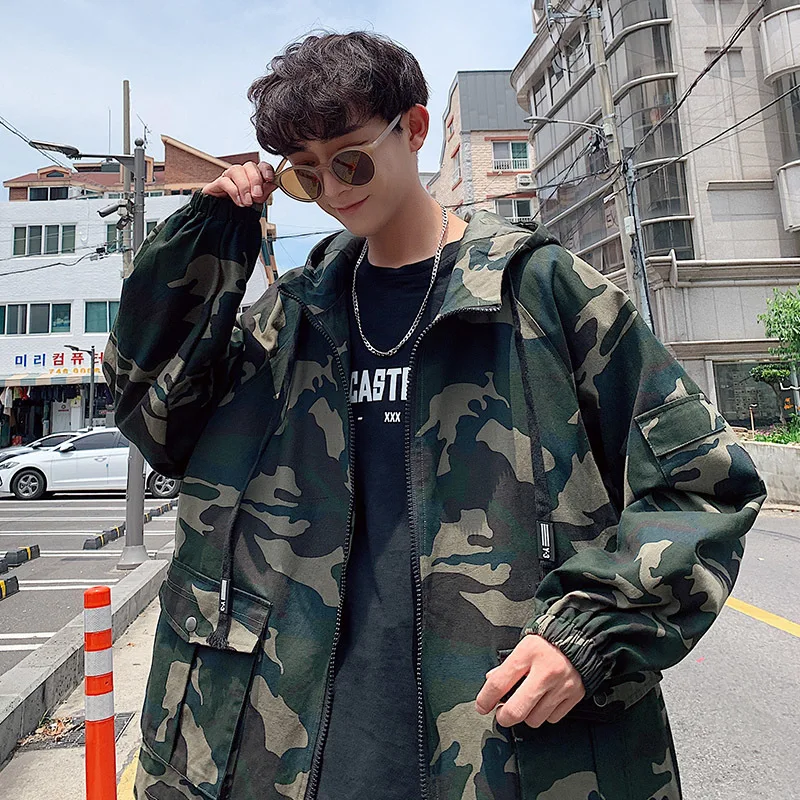 Popular Autumn New Camo Jacket Men Fashion Military Style Casual Hooded Jacket Coat Man Streetwear Wild Loose Hip Hop Bomber Jacket Men