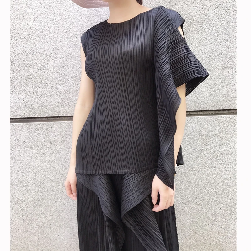 Changpleat дизайн Женская футболка двойные Топы Miyak плиссированные модные однотонные с круглым вырезом большие эластичные тонкие женские футболки Tide T89