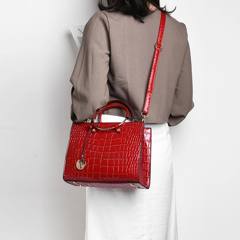Топ с круглой ручкой женская сумка красная лакированная крокодилья кожа женские дамские сумочки и кошельки набор роскошная сумка почтальона через плечо sac femme