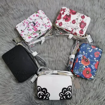 

2020 New Cases Shoulder Messenger Bags Chain Small Package Pattern Flowers Women's Bags Solid Color