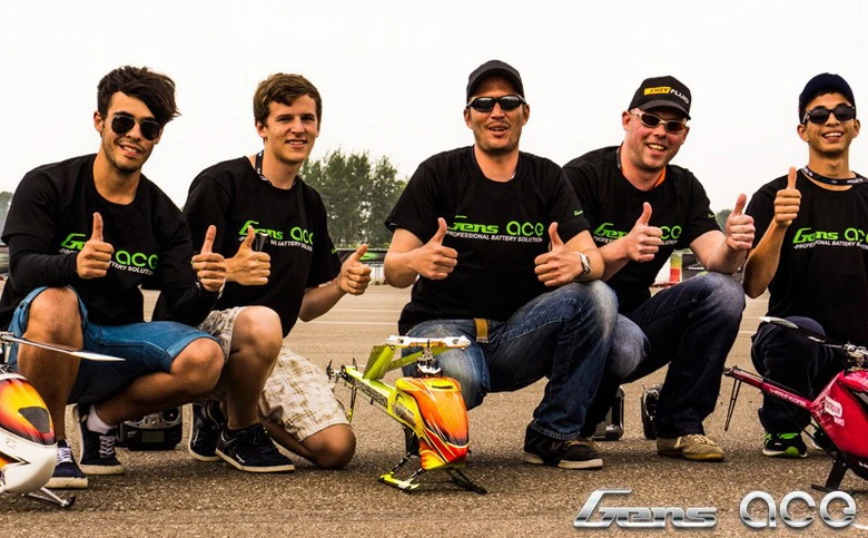 HTB1x9LiaJjvK1RjSspiq6AEqXXah