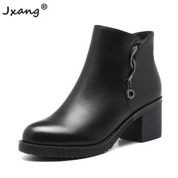 

JXANG New Autumn and Winter Cowhide Snow Boots mother cotton shoes full wool middle heel warm plus velvet thick large size black