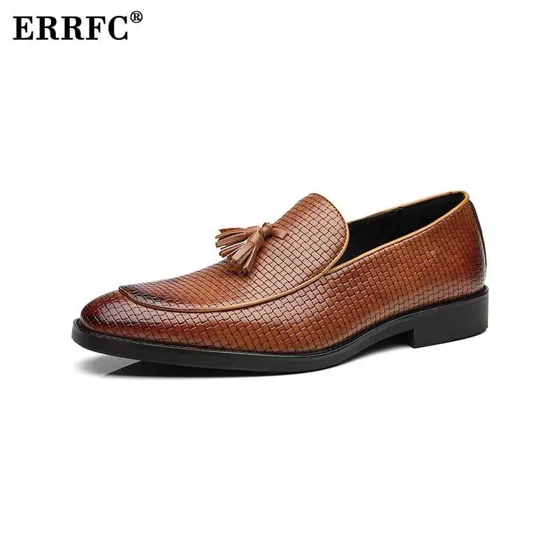 ERRFC/модные мужские коричневые модельные туфли модные мужские туфли для отдыха с острым носком, без шнуровки, с кисточками обувь из искусственной кожи, размеры 38-48