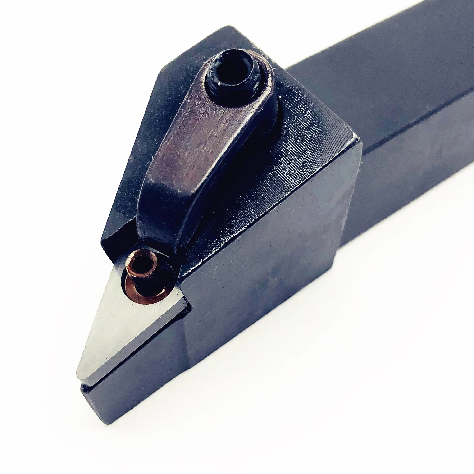 Рисунок 5 - MVJNR1616K16 MVJNR2020K16 MVJNR2525M16