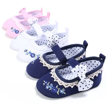 

Baby Girls Shoes 3 Colors Floral Bow Embroidered Soft Soles Shoes Prewalker Walking Toddler Casual Kids Shoes For Dropshipping