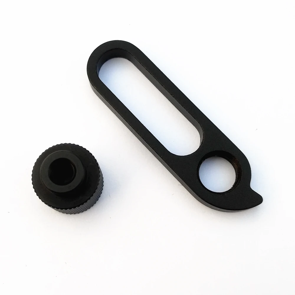 universal mech hanger