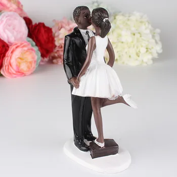 

Bride Groom Birthday Engagement European Style Party Non Toxic Wedding Cake Topper Resin Figurine Dessert Table Decor Ornament