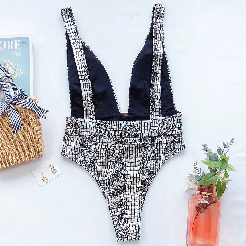 13930232543_74876636