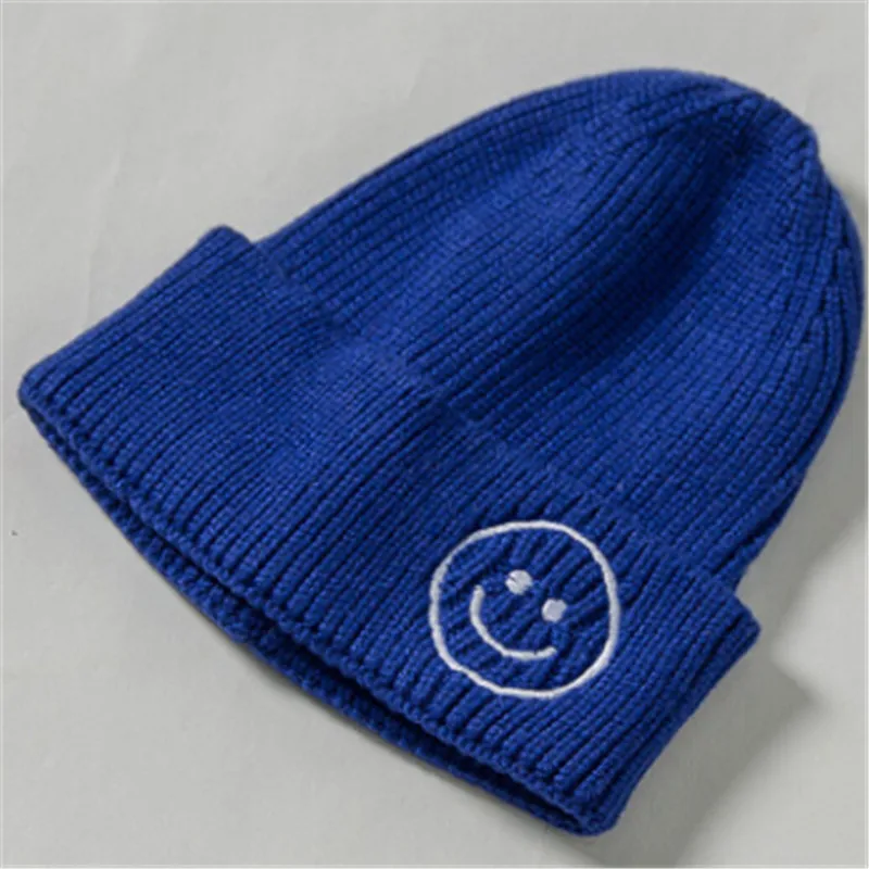 Royal Blue Милые однотонные 1 шт. теплая шерсть вязаная шапочка для маленьких мальчиков и девочек осень-зима с вышивкой и изображением улыбающейся рожицы в шапочке - Цвет: Royal Blue