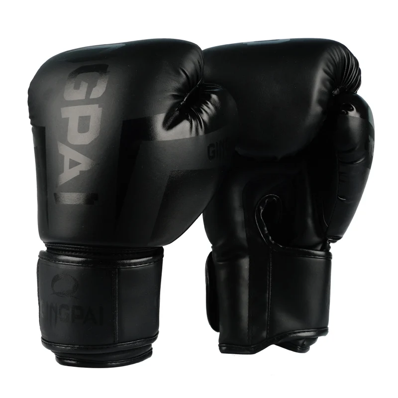 panneau arrière noir et support pour gant Montant gant de boxe vitrine avec une base noire 