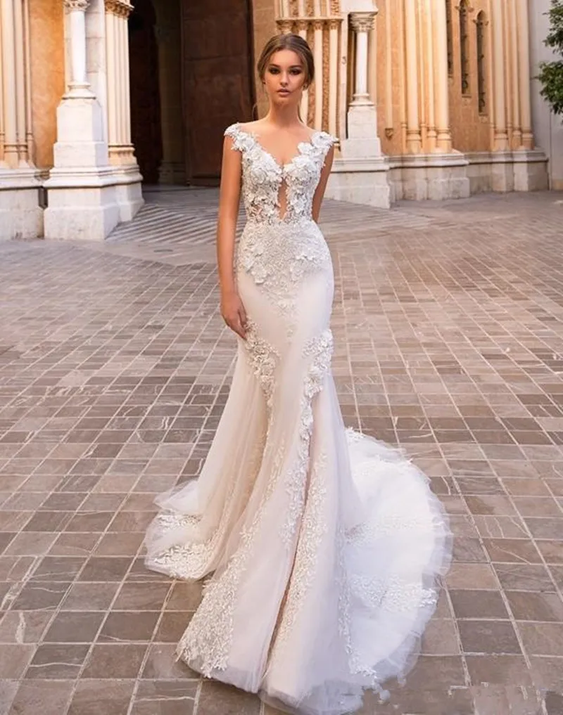 

Lace Appliques Mermaid Wedding Dresses Sexy V-Neck Lace Formal Bridal Gowns Sweep Train Vestido De Noiva 2020