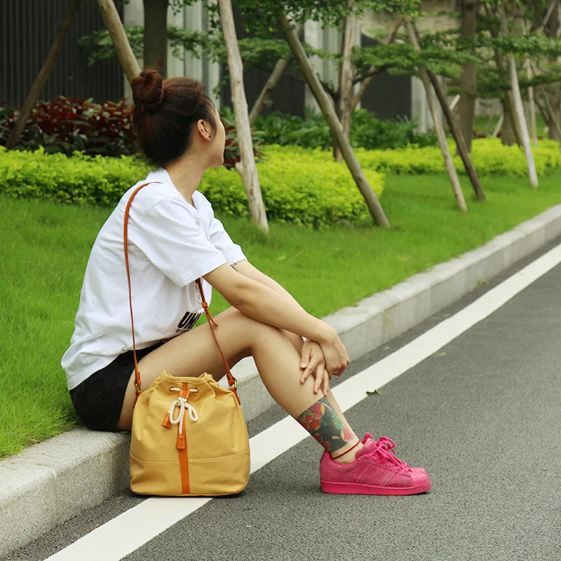 

Order-Women's Bucket Bag Japanese Style Casual Single-shoulder Canvas Bag Drawstring Design Contrast Color Skeleton-skin Colloca