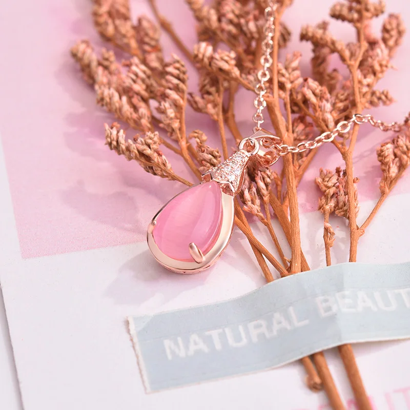 High imitation natural powder crystal necklace Korean style clavicle chain water drop lotus Stone Pendant