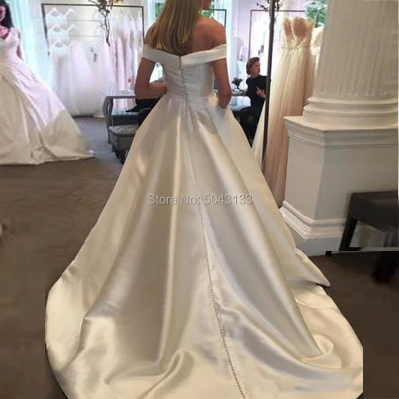 Elegant Satin A Line Wedding Dresses with Pockets Sexy Off the Shoulder Pleated Long Bridal Gowns Sweep Train Bride Dress