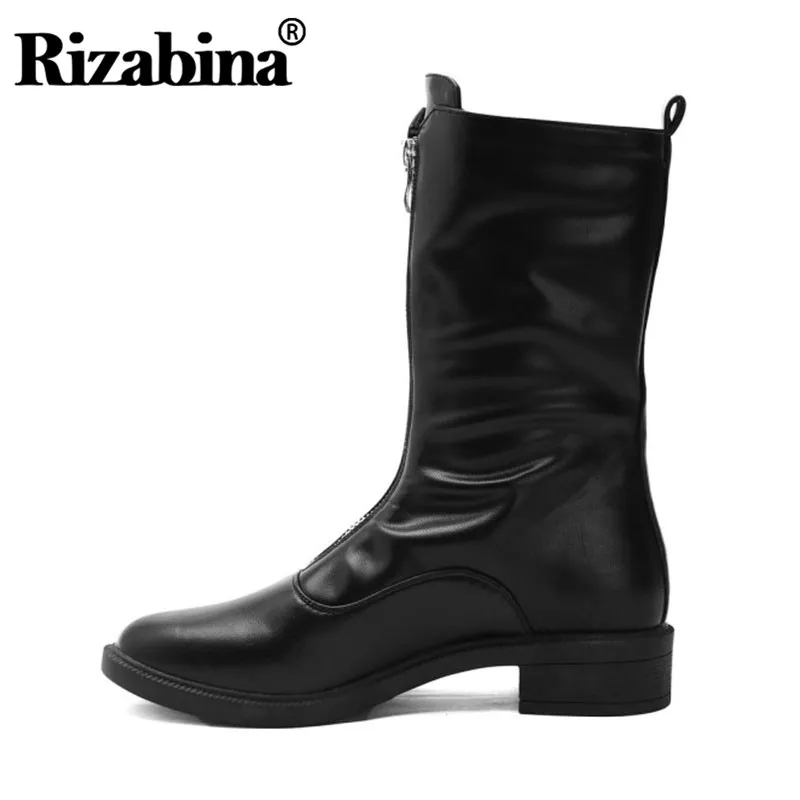RIZABINA/черные ботинки высокого качества женские ботинки до середины икры обувь для отдыха на молнии с круглым носком простые женские мотоциклетные ботинки размер 34-41