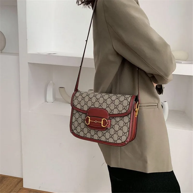 

2019 New Unique Designer Lock Women Purse and Handbags Retro Fashion Letter Shoulder Messenger Bags High Quality Casual Handbags