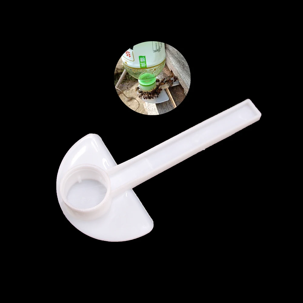 Beekeeping Tools 4PCS Beekeeping Bees Plastic Feeder Cap Watering Honey Feeders Garden Bee Water Drink Drinkers Feeding Tools Equipment Supplies