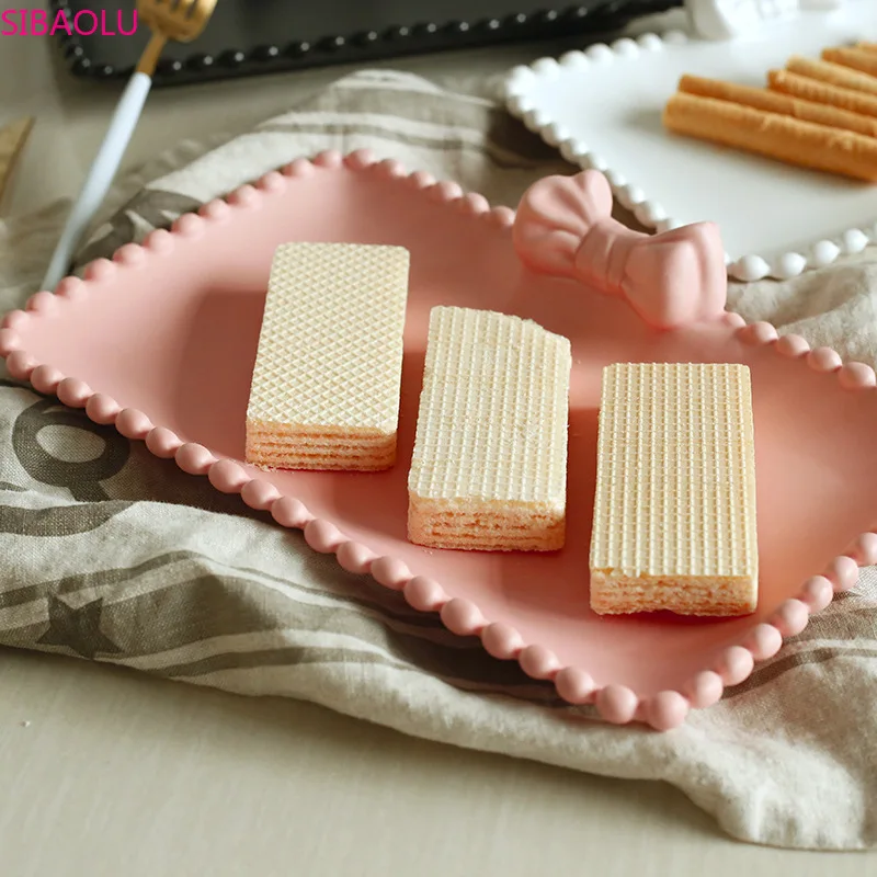 Creative Matte Bow. Romance. Ceramic Square Plate. Fruit Dessert Plate for Breakfast. Western Plate