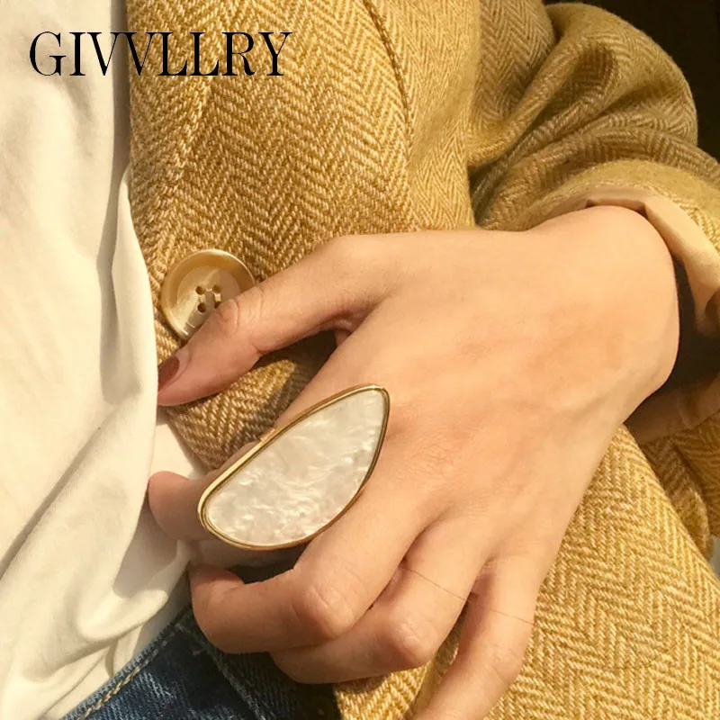 

Punk White Pink Acrylic Finger Ring for Women Statement Jewelry Korean Design Creative Irregular Geometric Resin Knuckle Rings