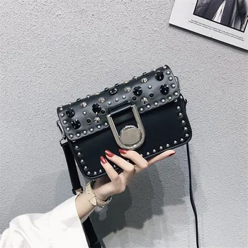 

Vintage Rivet Decoration Crossbody Bag for Women 2020 New Flap Bags with Metal Lock Messenger Shoulder Bag Purses and Handbags