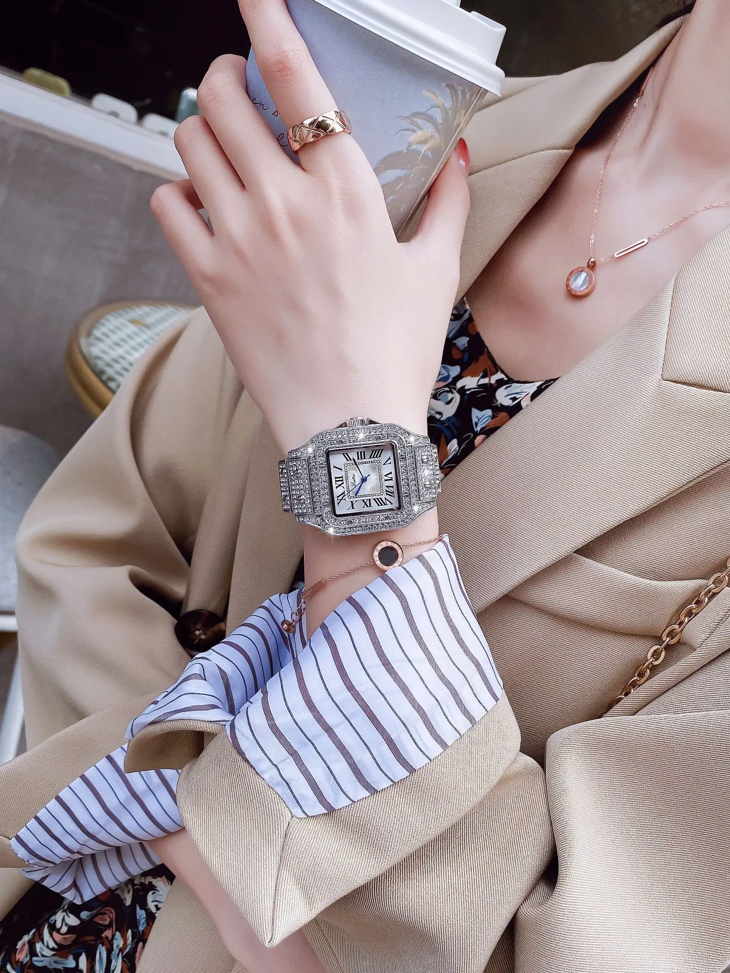 K1 2021 New Fashion Small Square Watch Retro Roman Women's Watch Diamond Band Watch Waterproof Quartz Watch