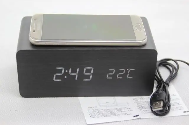 B Деревянный Будильник с Qi беспроводной зарядной панелью совместим с Iphone samsung деревянные светодиодные цифровые часы управление звуком Functio - Цвет: B