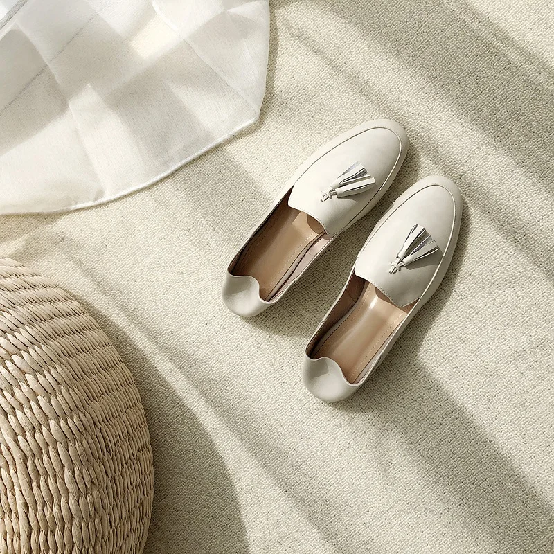 MEZEREON Women Cow Leather Round Toe Flats Fringe Loafers Women Low Heels Fashion Spring Autumn Mules Woman Simple Shoes 2021