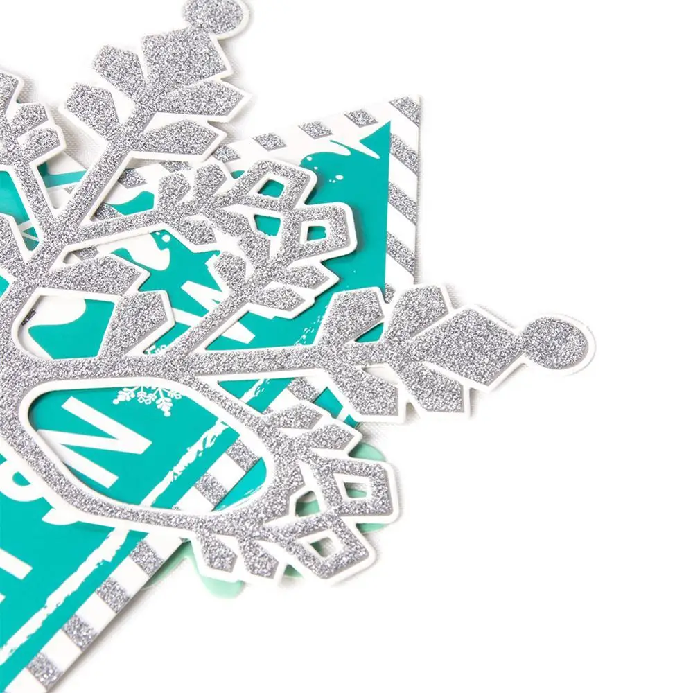 Fun-Glittery-18pcs-Winter-Wonderland-Photo-Booth-Props-Snowflake-Snowman-Let-It-Snow-Christmas-Decorations-Baby (2)