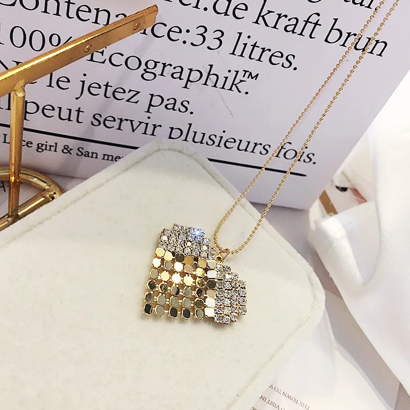 

Chain choker pendant chain on the neck Women's pendant necklace simple inlaid with diamonds on the clavicle