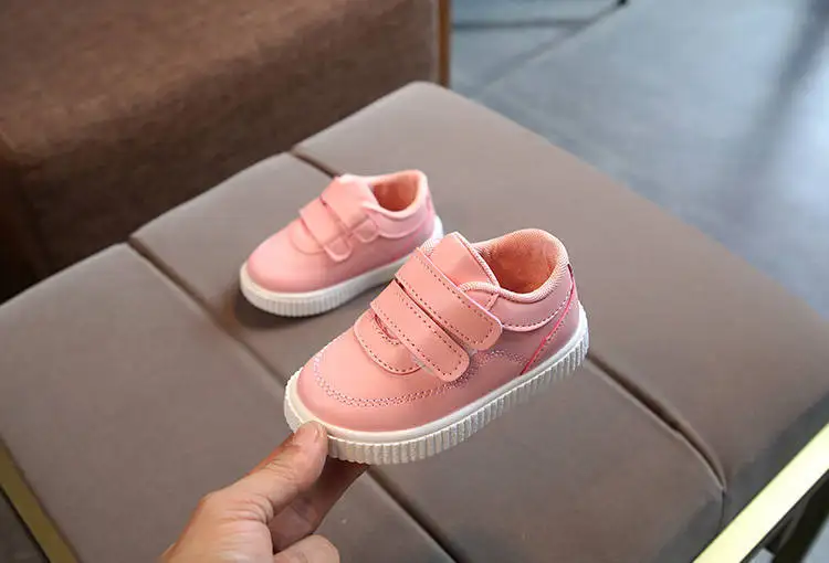 High quality baby casual shoes fashion boys and girls sports shoes non-slip soft infant flat shoes prewalker kids sneakers