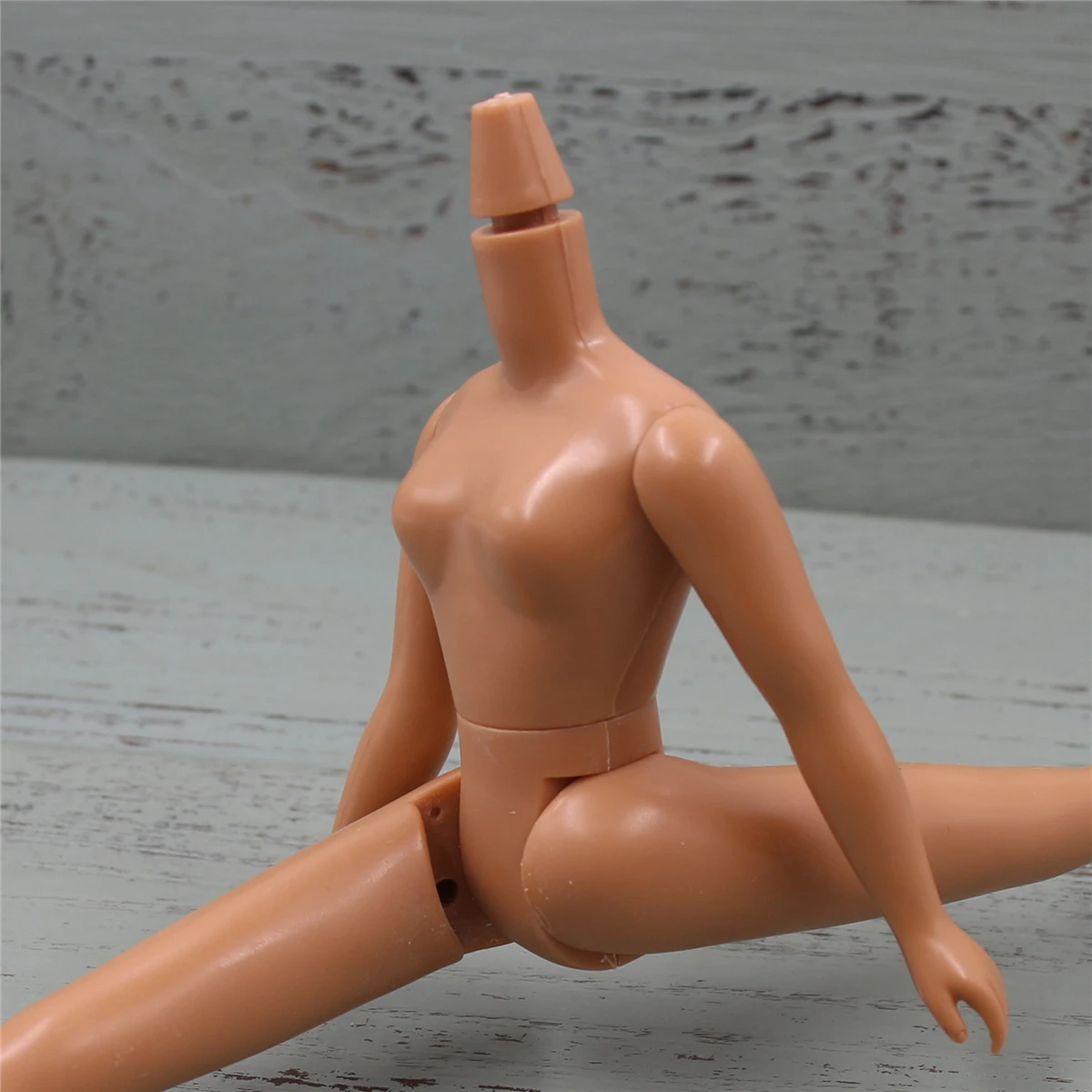 Neo Blythe Takara Bendable Doll Body 3