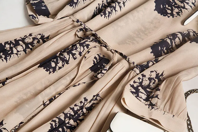 Pine Cone Printed Non-Mainstream Design Silk Loose