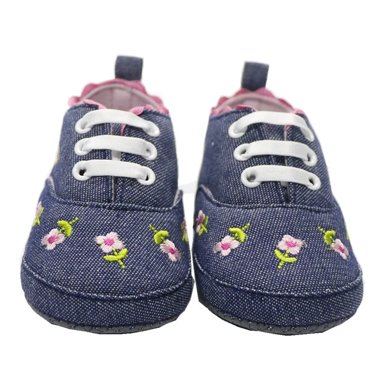 Navy Floral Милые туфли для маленьких девочек; кружевные мягкие туфли для малышей с цветочной вышивкой; сезон весна-осень; модные милые туфли для маленьких принцесс - Цвет: Navy Floral
