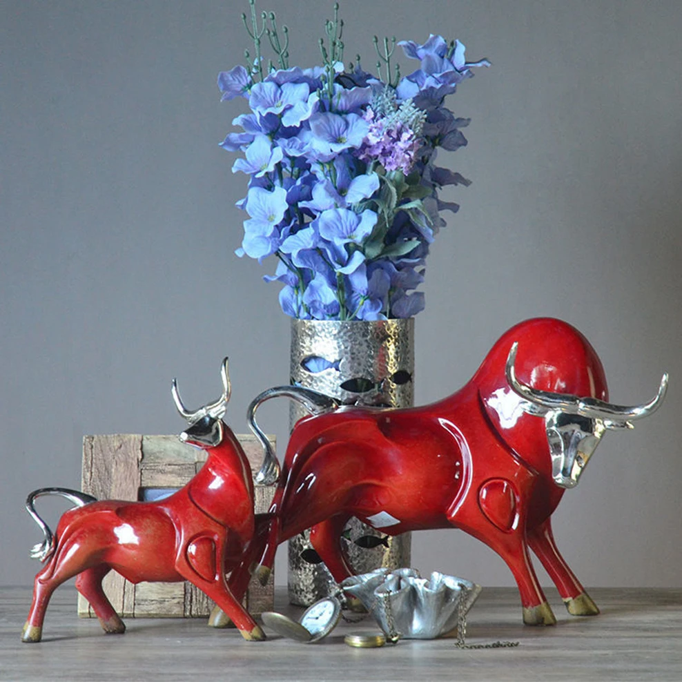 Vermelho/azul touro escultura cerâmica artesanato animal decoração de mesa  ornamentos gabinete tv mobiliário moderno decoração pintada estátua de touro  - AliExpress