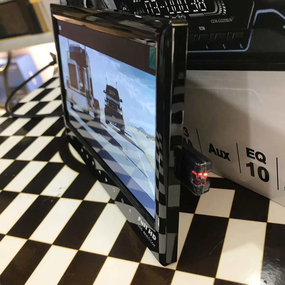 

7 Inch Dash Board Rear View Parking Display Monitor with Video Input USB/SD Card Port Bluetooth Memory Playback