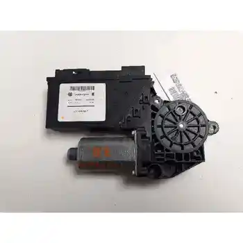 

3D0959794C WINDOW MOTOR REAR RIGHT VOLKSWAGEN TOUAREG (7LA)