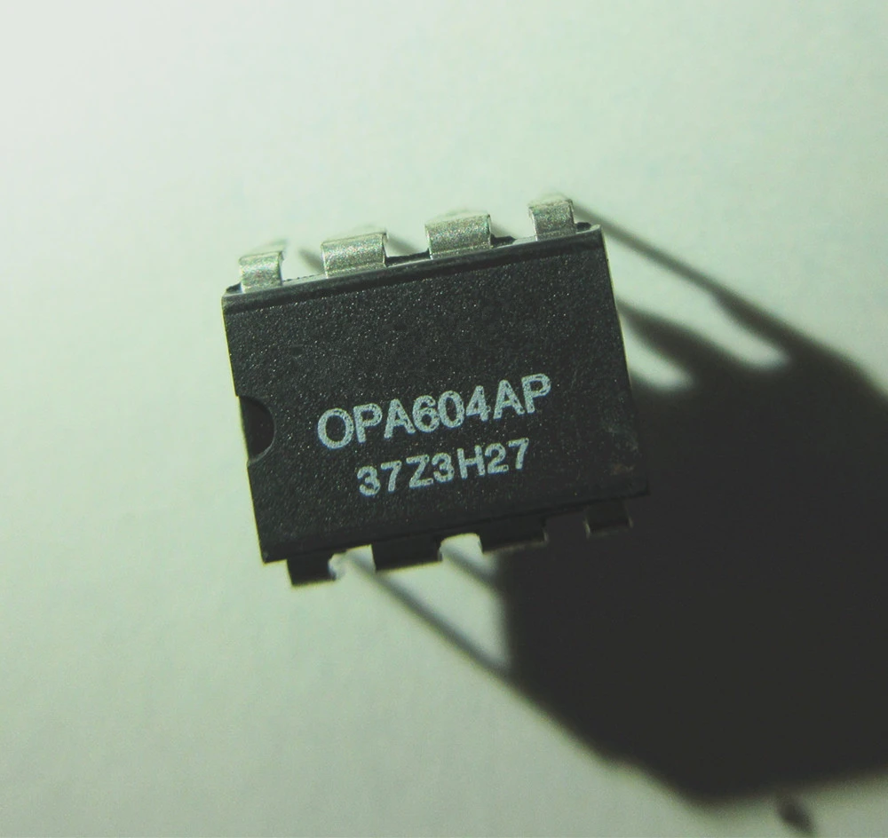 10 шт в упаковке, новая OPA604AP OPA604 DIP-8