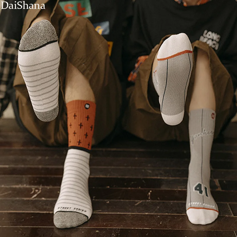 3Pairs New Fashion Unisex Sock Harajuku Korean Style Cotton Women Socks Skateboard Happy Crew Tide socks Meias Mujer EU36-44 33 Hfd566adc1a3d44b7a00341d9f129d61eL