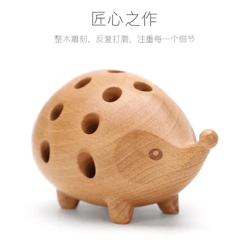 Kaufen Nordic Kunst und Handwerk Studio Dekoration kinder Federhalter Massivholz Carving Hedgehog Dekoration Kleine Geschenk