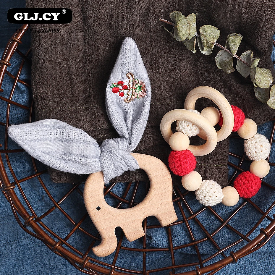 

2pc Baby Wooden Teether Baby Rattle Crochet Beads Gifts For Christmas Day Teething Bracelet Food Grade Teether Safe Toys