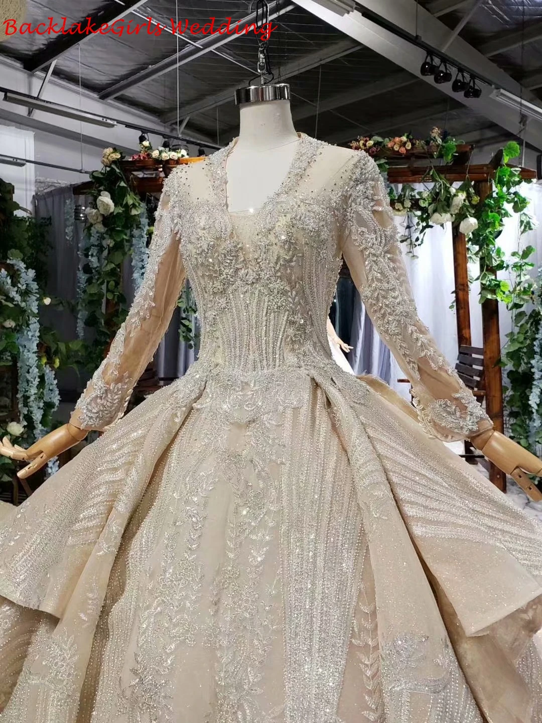 Abito Da Sposa роскошные 2 метра длинный поезд Плюс Размер свадебное платье с v-образным вырезом Свадебный платья платье с длинными рукавами De Princesse