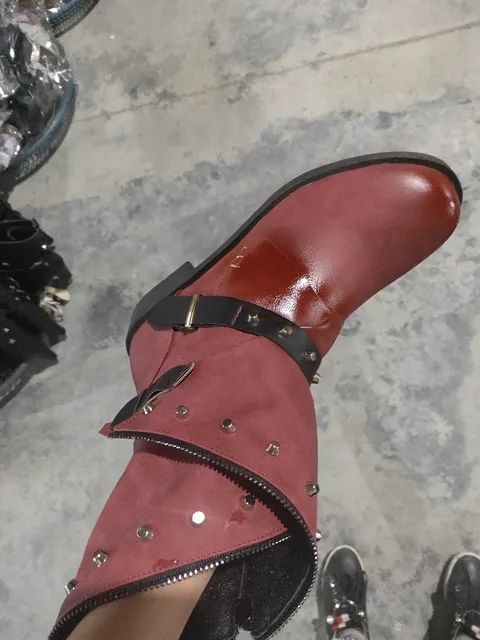 Vogue Retro Rivet Motorcycle Boots Women Leather Ankle Boots Nice Gothic Autumn Buckle Low Heel Short Boot Cowboy Shoes red A