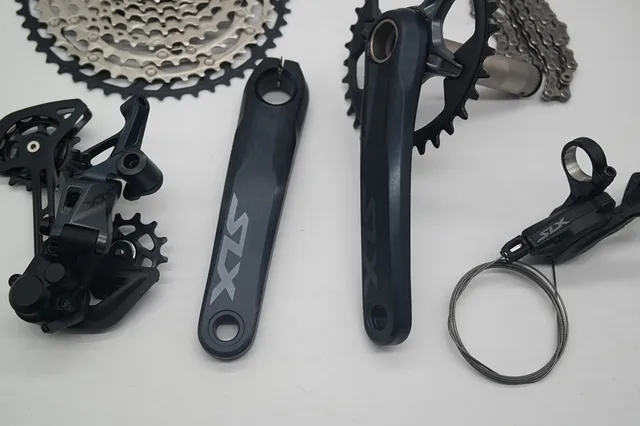 SHIMANO SLX M7100 groupset 32T 34T 170 175mm crankset cassette RD