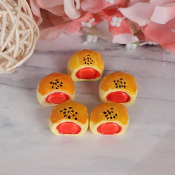 

5Pcs Dollhouse Miniature Food Mini Egg-Yolk Puff Egg Yolk Crisp Doll Kitchen Accessories