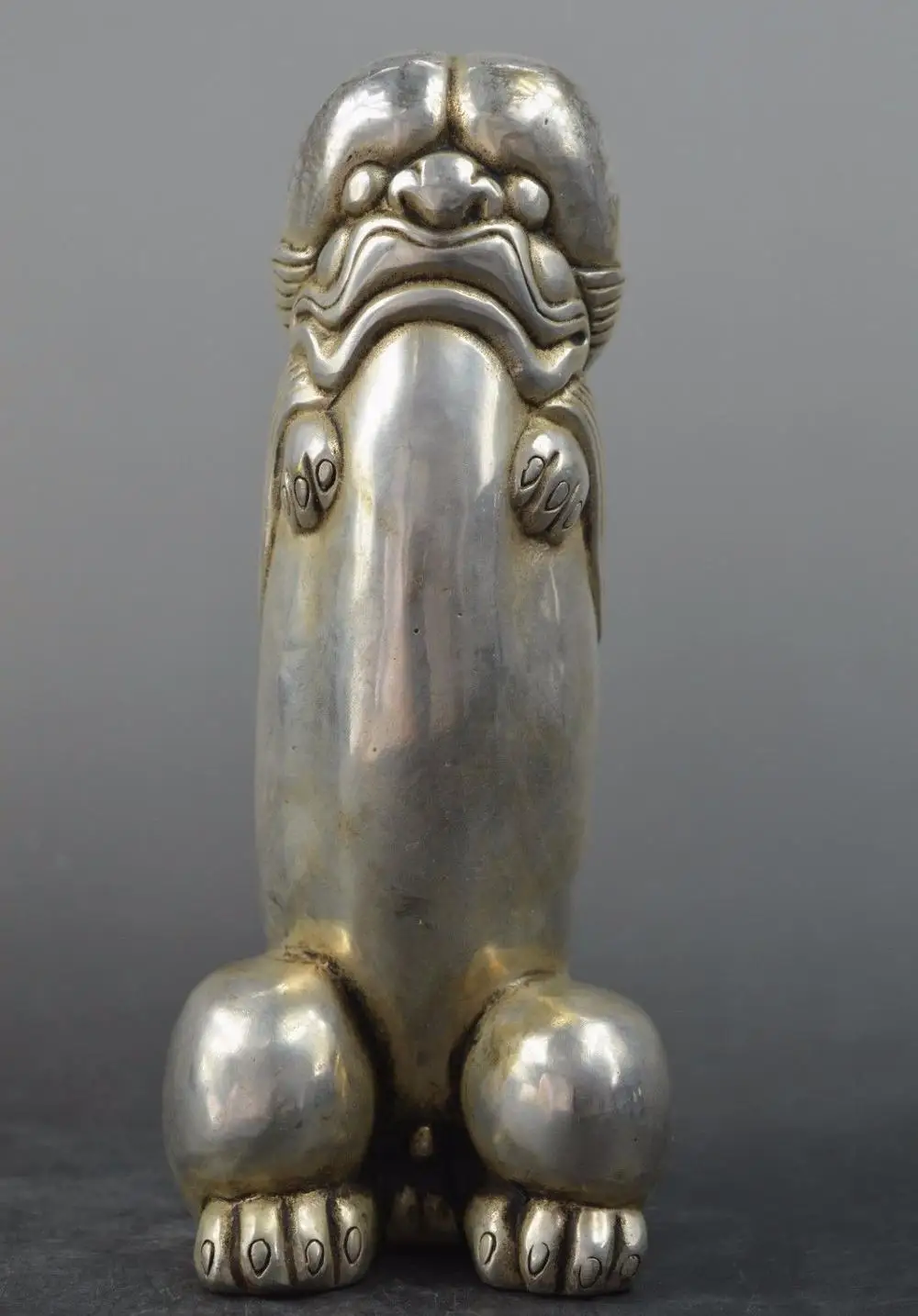 Chinese Tibet silver carved guard Foo Dogs Lion statues