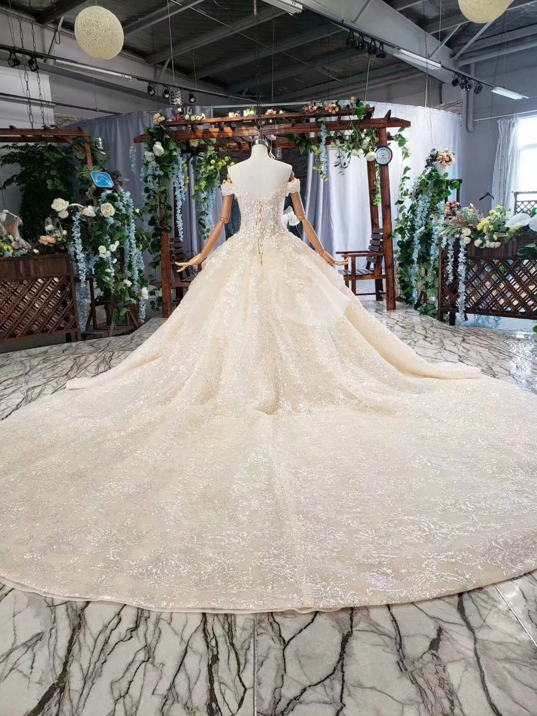 Vestidos De Novia Сексуальное Милое бальное платье Свадебные платья аппликация из цветов Alibaba на заказ винтажный халат атласный De Mariee